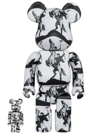 BE@RBRICK HIGHWAYMAN 100% & 400% banksy