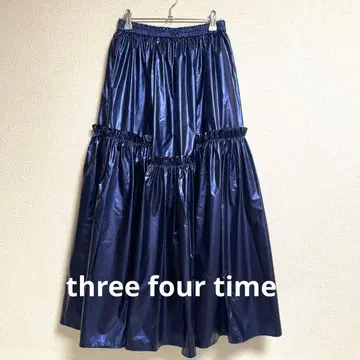three four time 메탈릭 개더 롱 스커트 네이비