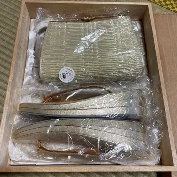 아이보리 조리와 클러치백 세트