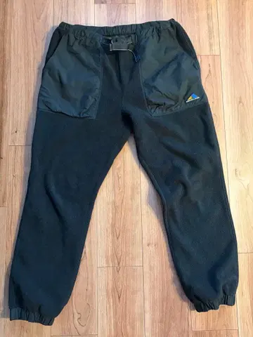 뉴발란스 MT1996 방풍 플리스 조거 팬츠