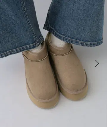 페이크 무스탕 통굽 부츠