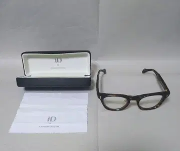 KANEKO OPTICAL URBAN RESEARCH 안경