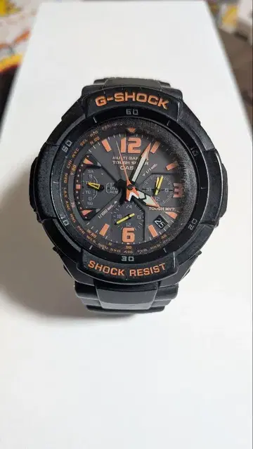 G-SHOCK 블랙/오렌지 손목시계
