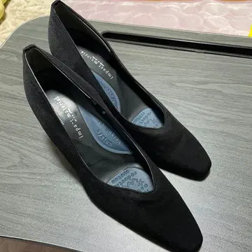 블랙 스웨이드 하이힐 펌프스