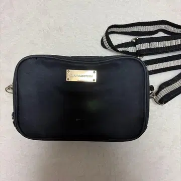 블랙 나일론 숄더백