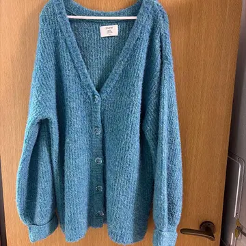 파란 버튼 달린 가디건 M 사이즈