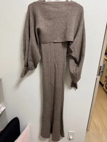 Rirandture 브라운 리브 니트 원피스