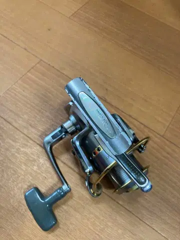 다이와 토너먼트 ISOZ 2500 LBD