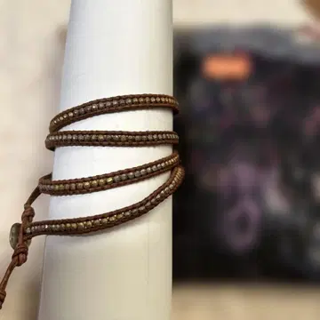 CHAN LUU 가죽 비즈 팔찌