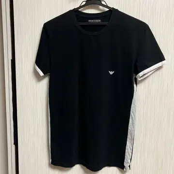 아르마니 T셔츠 Emporio Armani 블랙 T셔츠