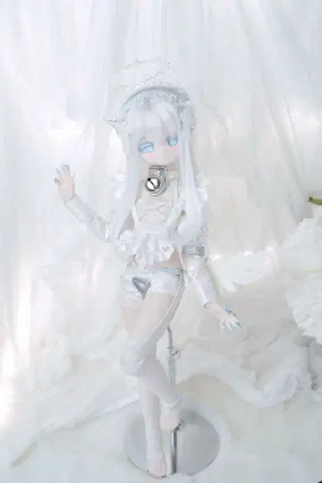 [ 천사 bot ] Mochi 의류 딜러님 제작 mdd