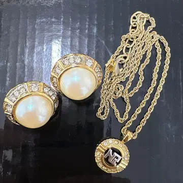 니나리치 목걸이 귀찌