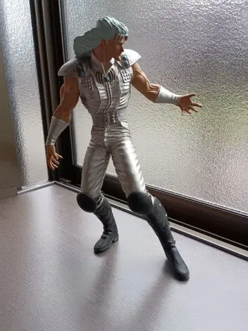 남두수조권 레이의 피규어