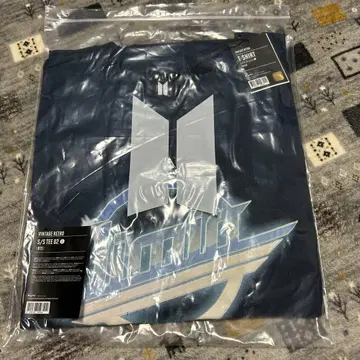 BTS 빈티지 스타일 T셔츠 L 사이즈