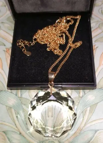 클리어 컬러 유리 다각형 목걸이 골드