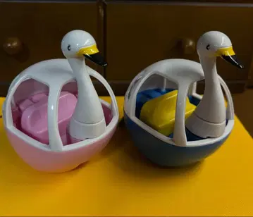 목욕탕에서 놀 수 있는 백조 보트 캡슐 토이 2개 세트
