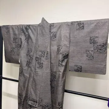 코몬 오시마 명주 진흙 염색 색지 무늬 나무 기모노 126tz