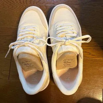 지그 핸즈프리 스니커즈 24cm US7.5