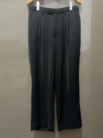 [컨디션 최상] HARE 트로미 트라우저 블랙 M 사이즈