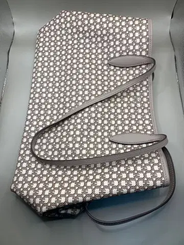 [새상품급] 케이트 스페이드 기하학 패턴 토트백