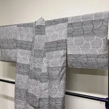 코몬 워셔블 기모노 가로줄기 눈꽃 매화꽃 문양 모노톤 기모노 126tz