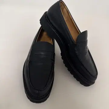 쿠션 Vibram 로퍼 UNITED ARROWS