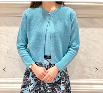 아나이 스카이블루 긴팔 앙상블, 가디건