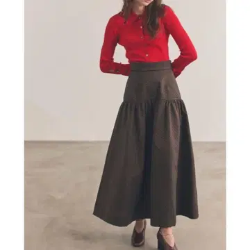 새상품급 Aimeine 허리 쉐이프 자카드 볼륨 스커트 브라운 S