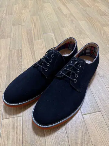 블랙 스웨이드 레이스업 슈즈