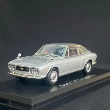 이스즈 117 쿠페 1968 1/43 일본산 명차 컬렉션