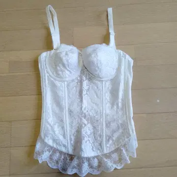 화이트 레이스 코르셋
