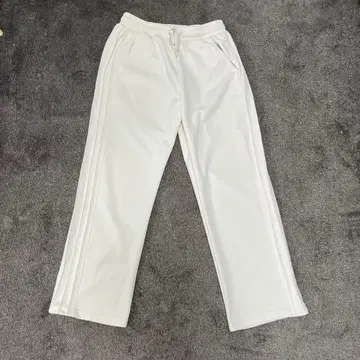 화이트 (크림색) 스트레이트 팬츠 사이드 라인
