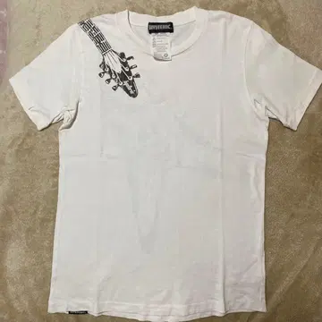 HYSTERIC 기타 그래픽 티셔츠 화이트