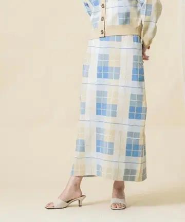 [ 새상품급 ] 그레디 브릴리언트 JQ 체크 니트 타이트 스커트