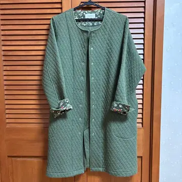 sosototo 퀼팅 자켓 올리브 그린