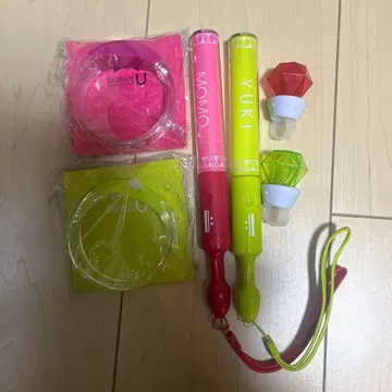 아이나나 Re:vale 모모 카즈 응원봉 뱅글 라이트 링 라이트