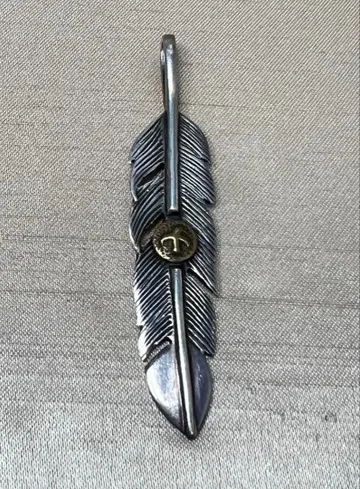 이글 플라이 페더 펜던트 탑