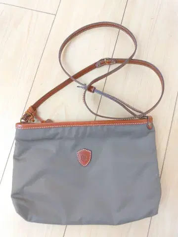 Felisi 페리지 숄더백