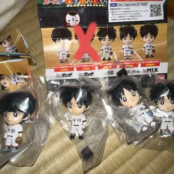 아다치 미츠루 55주년 에이스가 늘어선 가챠 4개 세트