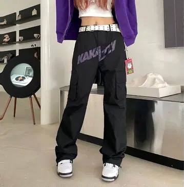 KAKAZZY 블랙 퍼플 카고 팬츠