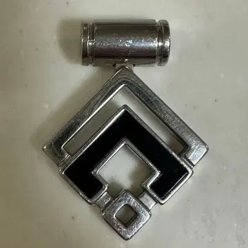 Colorotte 코란토테 탑만