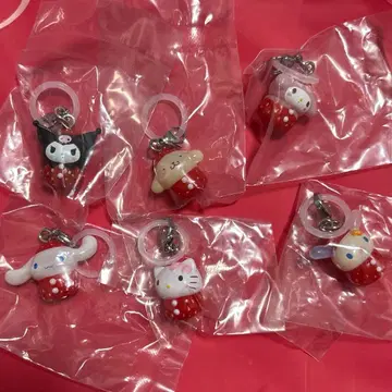 산리오 캐릭터즈 딸기 메지루시 액세서리 컴플리트