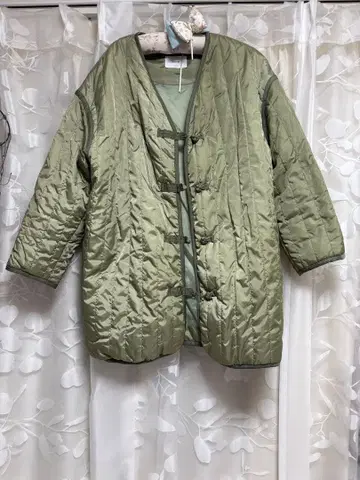 디스코트 올리브 그린 퀼팅 자켓