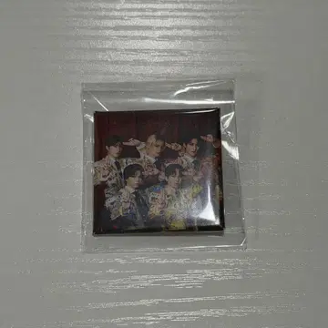 M!LK 팝업 캡슐 토이