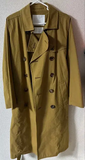 WHITE MOUNTAINEERING 트렌치코트