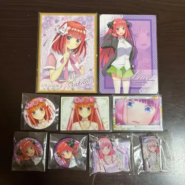 5등분의 신부 니노 캔뱃지 카드 미니 책받침 색지 아크릴 키링