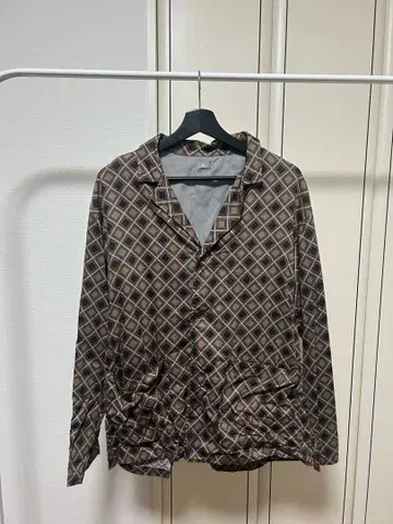 Relume 기하학 패턴 긴팔 셔츠 브라운 계열