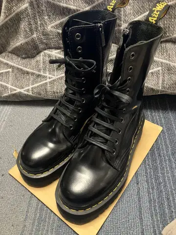 dr.martens jadon hi uk6