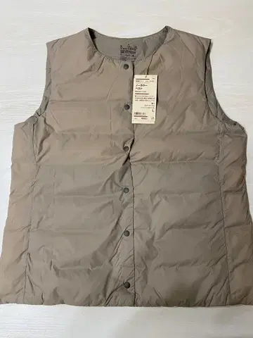 무인양품 경량 다운 포켓터블 노카라 베스트 L 사이즈