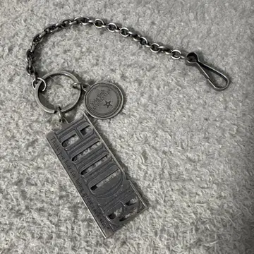 hide 50th ANNIVERSARY 키링